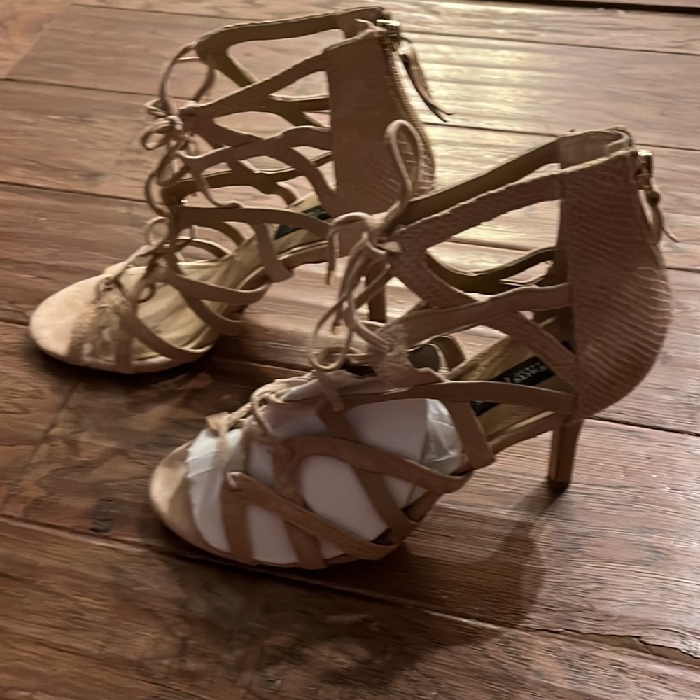 White House Black Market Chayne Gladiator Sandals with Heel Zip - Picture 2 of 7